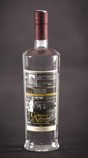 Grappa di Montepulciano d'Abruzzo